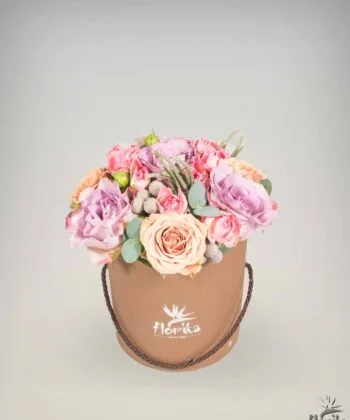 Brown box with lilac and cream roses, small accessories