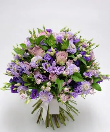Violetinių atspalvių puokštė