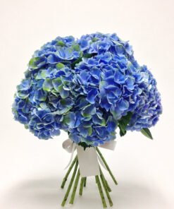 Mėlynų hortenzijų puokštė